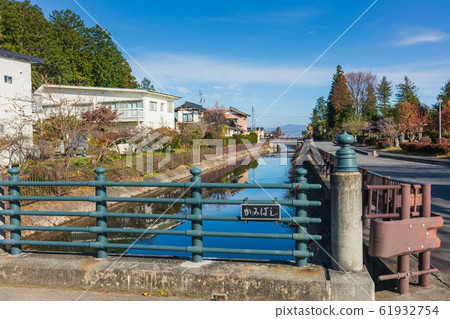 Jogashiyan: From Shinbashi Photo: In front of Suwa Shrine: Late autumn @ Azumino Horikin Jogashiyan: From Shinbashi Photo: In front of Suwa Shrine: Late autumn @ Azumino Horikin 61932754