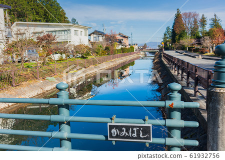 Jogashiyan: From Shinbashi Photo: In front of Suwa Shrine: Late autumn @ Azumino Horikin 61932756