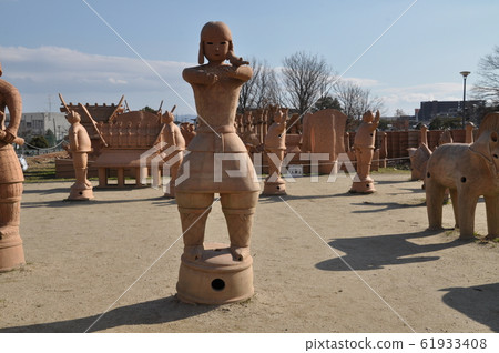 [大阪府高atsu市] Imajozuka Tumulus Park Haniwa Hawkman 61933408