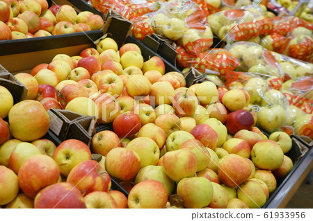 Apples, apples, apples, supermarkets, sale, large quantities, apples, cheap, sale 61933956