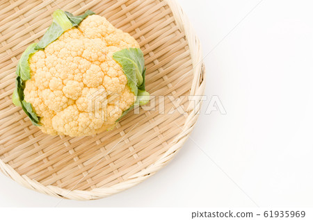 Orange cauliflower 61935969