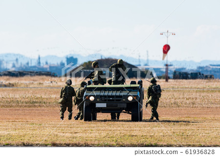 軍用車輛中的SDF 61936828