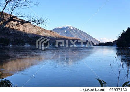 冬季從湯之子看到的南台山 61937180
