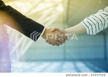 Business scene handshake eventer Business scene handshake eventer 61937429