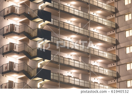 高層公寓的形象 高層公寓的形象 61940532