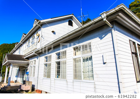 Unzen Municipal Kisashi Elementary School Odayama Branch School Closed Historical Records [Unzen City, Nagasaki Prefecture] 61942282