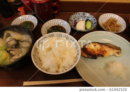 日本料理 日本料理 61942520