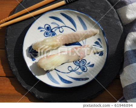 Japanese traditional fish flatfish sushi, sushi 61946894