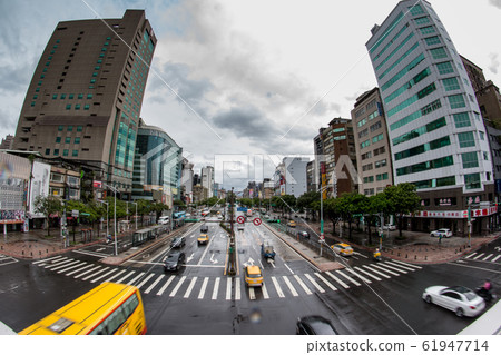 A road A road 61947714