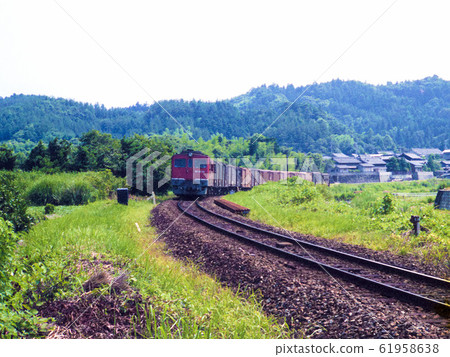 Midsummer freight train 61958638