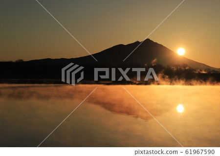 茨城縣的日出（母子水庫筑波山） 61967590