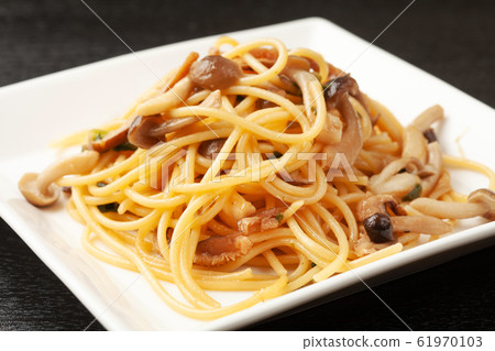 蘑菇日本麵條 蘑菇日本麵條 61970103