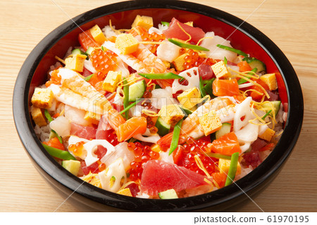 海鮮chirashi壽司 61970195