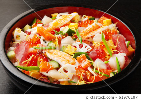 海鮮chirashi壽司 61970197