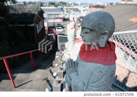 八坂神社地藏靜靜地看著 61972506
