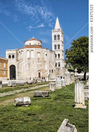 Cathedral of St. Anastasia and Church of St. Cathedral of St. Anastasia and Church of St. 61975325