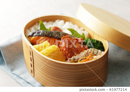 Bento  61977214