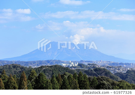 從鹿兒島縣健康森林公園看到的櫻島的複明 從鹿兒島縣健康森林公園看到的櫻島的複明 61977326