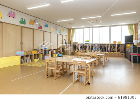 幼兒園，托兒所，教室，兒童設施 61981303