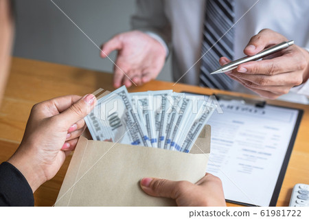 Dishonest cheating in illegal money, Business 61981722