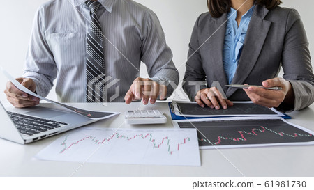 Business team on meeting to planning investment 61981730