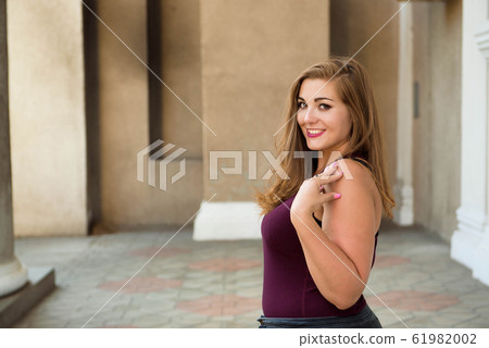 Casual fashion, plus size model. xxl women on nature. 61982002