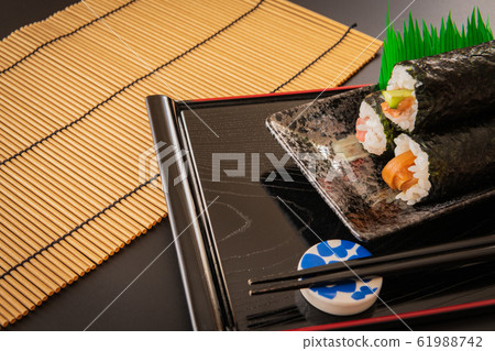 Makizushi 61988742
