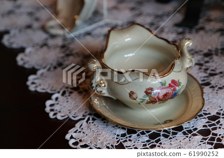 Cup 61990252