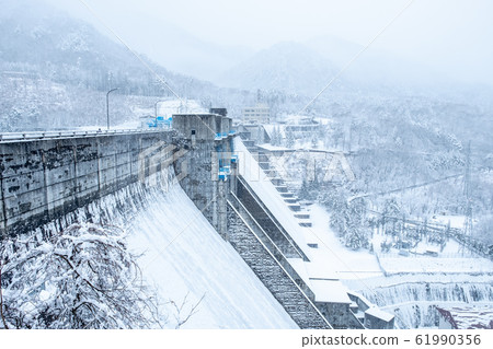 Omachi Dam (Winter) Omachi Dam (Winter) 61990356