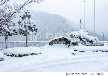 Omachi Dam (Winter) Omachi Dam (Winter) 61990389