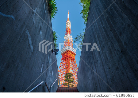 Tokyo Tower @ Scenery behind the stairs of the underground parking lot 61990655