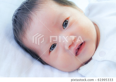 baby baby 61995333