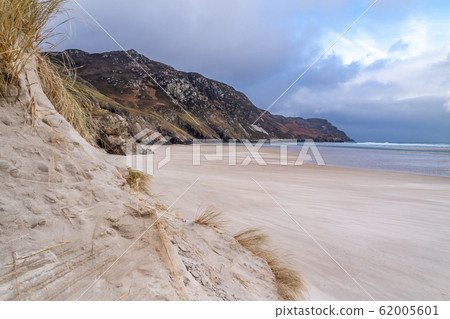 The dunes and beach at Maghera Beach near Ardara, County Donegal - Ireland. 62005601