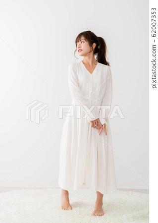 one piece woman 62007353