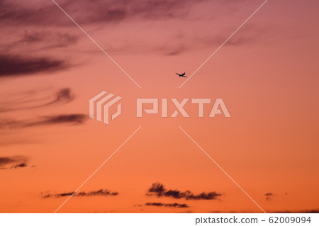 A sunset A sunset 62009094