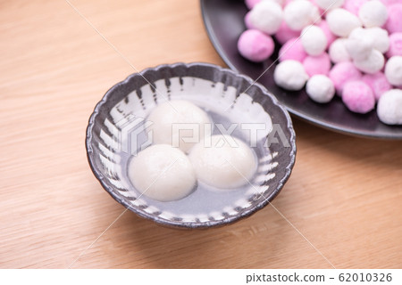 湯圓 冬至 元宵 元宵節 紅白 女性 製作 Making Tang yuan タンユエン 団子 湯圓 冬至 元宵 元宵節 紅白 女性 製作 Making Tang yuan タンユエン 団子 62010326