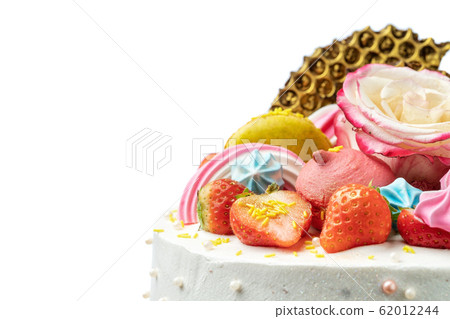 Cake of strawberries, chocolate, marshmallows, roses and sweet decorations close-up, Cake of strawberries, chocolate, marshmallows, roses and sweet decorations close-up, 62012244