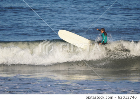Surfing longboard women 62012740
