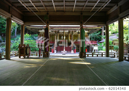 Hiyoshi Taisha Nishimoto Shrine Hall Hiyoshi Taisha Nishimoto Shrine Hall 62014348