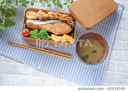 Seaweed lunch Seaweed lunch 62014549