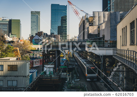 《東京》御茶之水站正在建設中 《東京》御茶之水站正在建設中 62016703