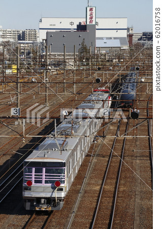 Former Hibiya Line 03 series to Nagano Electric Railway 62016758