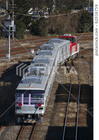 Former Hibiya Line 03 series to Nagano Electric Railway Former Hibiya Line 03 series to Nagano Electric Railway 62016759