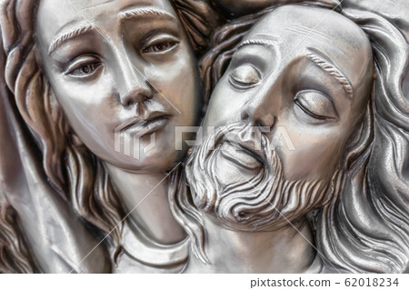 Bronze Statue of Jesus and mary 62018234
