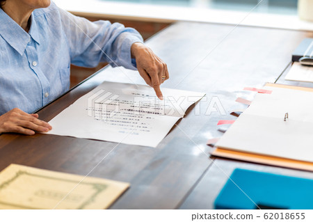 Wills Legal consultation 62018655