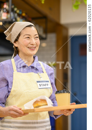 Working Senior Woman Neo Neo Senior 62020135