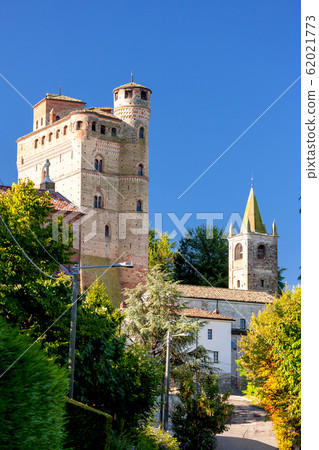 Castle and village Castiglione Falletto, Piemonte, Castle and village Castiglione Falletto, Piemonte, 62021773