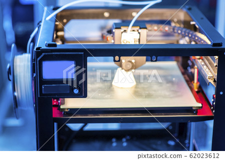 Molding made with 3D printing inserted into an Molding made with 3D printing inserted into an 62023612