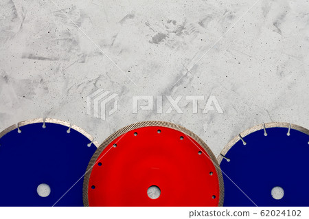 Segments of a diamond cutting discs 62024102