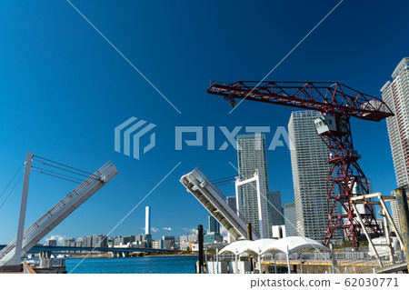 Harumi Sumida River Canal, High-rise Apartments and Drawbridge Harumi Sumida River Canal, High-rise Apartments and Drawbridge 62030771